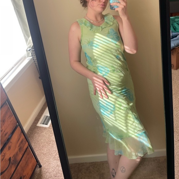 Vintage Dresses & Skirts - Vintage Y2K Midi Dress